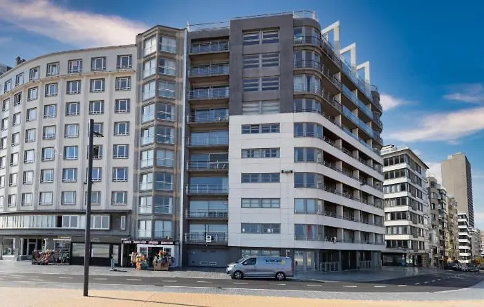 Maritime View At Commodore アパート オステンド